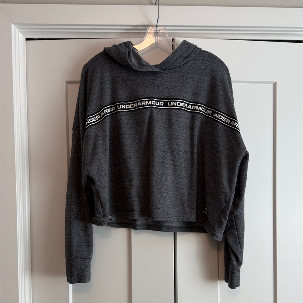 Under Armour Cropped Hoodie Sweatshirt